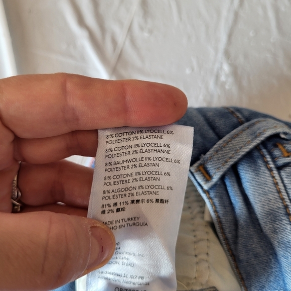 Anthropologie Pilcro Blue Denim Jeans, Button Fly,  Size 27 - Picture 7 of 8